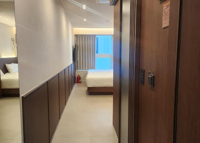 Aparthotel The Dh *